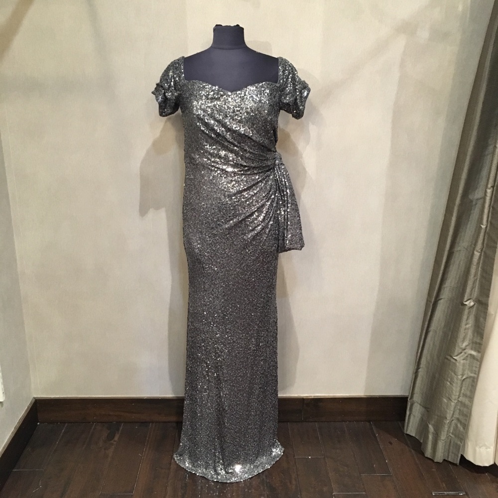 Badgley Mischka Size 12 Gown